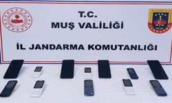 Muş'ta kaçak cep telefonu operasyonu