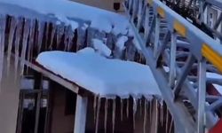 Patnos'ta buz sarkıtlarına Karşı sahada çalışmalarını sürdürüyor