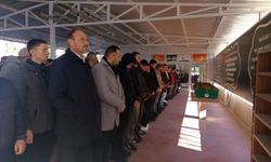 Pencereden düşerek hayatını kaybeden 8. sınıf öğrencisi son yolculuğuna uğurlandı