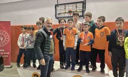 Salihli'de Gazeteciler Günü satrançla taçlandı