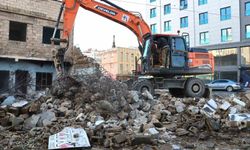 Şanlıurfa'da 59 bağımsız yapının yıkımı tamamladı