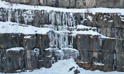 Şırnak'ta buz sarkıtları dronla görüntülendi