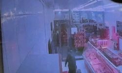 Sivas'ta iki kardeşin yaralandığı silahlı kavga kamerada