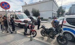 SUV tipi araç motosikletlilere çarptı: 2 yaralı