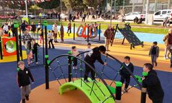 Tarsus'ta çocuklara karne hediyesi Survivor Park açıldı