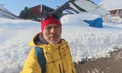 Tokat'ta kapalı halı sahanın çatısı kar yüküne dayanamadı