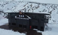 Türkiye ve dünyada ilk: Ergan Dağı'nda Dağ Kütüphanesi