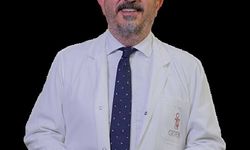 Uzmanından uyarı: 'Yüksek ateş, şiddetli halsizlik, nefes darlığı gibi bulgular varsa 'geçer' demeden hekime başvurulmalı'