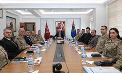 Vali Bozkurt, Ağrı'da kamu hizmetleri ve asayiş çalışmalarını değerlendirdi