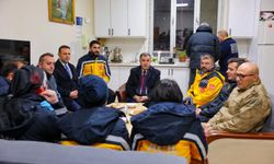 Vali Eldivan'dan sağlık çalışanlarına yeni yıl ziyareti