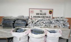 Van'da 4,1 milyon TL değerinde kaçak eşya ele geçirildi