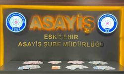 Vatandaşın 508 bin TL'lik ziynet eşyasını dolandıran şüpheli, Eskişehir girişinde yakalandı