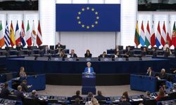 Von der Leyen: 'Grönland'a yönelik büyük ölçekli bir Avrupa yatırım atağı olacak'