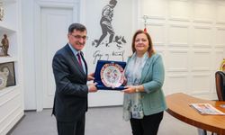 Yerel yönetimlerde sosyal belediyecilik çalışmaları değerlendirildi