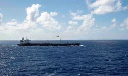 ABD, Hint Okyanusu'nda yaptırım uygulanan bir petrol tankerine el koydu