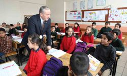 Ağrı Milli Eğitim Müdürü Kökrek, Eleşkirt'te eğitim çalışmalarını inceledi