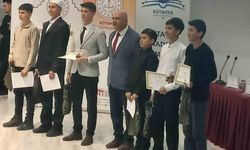 Ahteri İmam Hatip Ortaokulu öğrencileri başarıya doymuyor