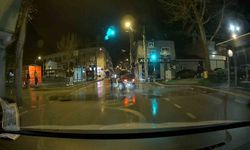 Ana caddeyi drift parkuruna çevirdi, facianın eşiğinden böyle döndü