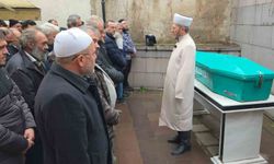 Antalya'daki otobüs kazasında hayatını kaybeden sürücü memleketi Kütahya'da son yolculuğuna uğurlandı