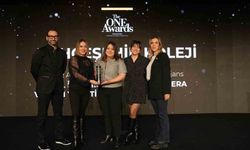 Bahçeşehir Koleji'ne The ONE Awards'tan 'Yılın İtibarlısı' ödülü