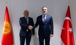 Bakan Fidan, Kırgızistan Yüksek Meclisi Başkanı Uulu ile görüştü