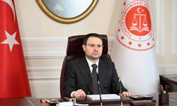 Bakan Gürlek: 'Ticari davaların en kısa sürede sonuca bağlanması için çalışmalarımızı kesintisiz sürdüreceğiz'