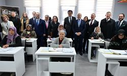 Bakan Kacır: 'Dijital merkez, Denizli'nin üretim gücünü küresel ticaretle entegre edecek önemli bir adım'