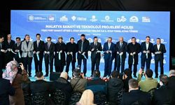 Bakan Kacır: 'Teknoloji üreten ve geliştiren Türkiye idealini gerçeğe dönüştürdük'
