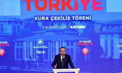 Bakan Yardımcısı Demiralp: 'Ev Sahibi Türkiye sloganıyla Kayseri'de 7 bin 562 konutumuzun kura çekimini gerçekleştiriyoruz'