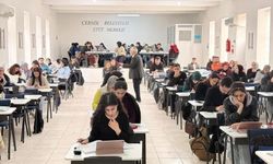 Başkan Karamehmetoğlu, belediye Etüt Merkezinde öğrencilerle bir araya geldi