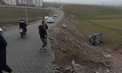 Batman'da otomobil şarampole yuvarlandı: 1 yaralı