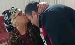 'Benim size borcum ne' sorusuna 'sen bize dua et yeter' yanıtını alınca itfaiyeciyi alnından öptü