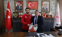 Bilecikli Salih Yusuf Yazıcı U20 Türkiye Güreş Şampiyonu oldu