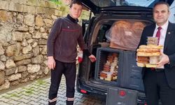 Bilecik'te vatandaşların kapısına sıcak yemek ulaştırıldı