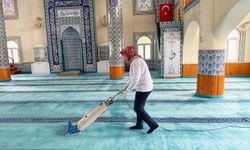 Bodrum camilerinde Ramazan temizliği