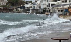 Bodrum'da fırtına 80 kilometre hıza ulaştı