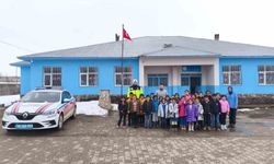 Bulanık'ta öğrencilere trafik güvenliği eğitimi