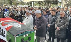 Bulgaristan'da trafik kazasında hayatını kaybeden Çanakkaleli genç son yolculuğuna uğurlandı