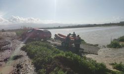 Büyükşehir ekiplerinin özverili çabası: Mahsur kalan hayvanlar kurtarıldı