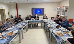 Çameli protokolü İmam Hatip Lisesinin iftarında öğrencilerle buluştu