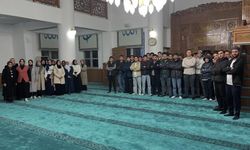 Çermik'te öğretmen ve öğrenciler teravih namazında buluştu