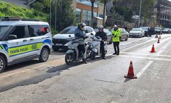 Çeşme'de motosiklet denetimleri: 700 sürücüye 3,5 milyon TL ceza