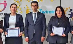 Çeşmeli öğretmenlerden uluslararası başarı