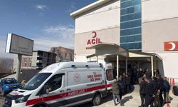 Çukurca'da trafik kazası: 8 yaralı