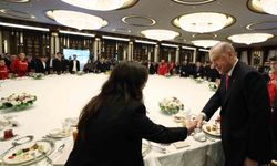 Cumhurbaşkanı Erdoğan: 'Eski Türkiye'nin imtiyazlılarının, çatışma ve gerilimden beslenenlerin aranıza nifak sokmasına müsaade etmeyin'