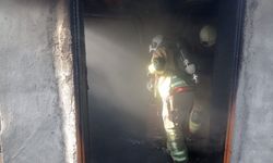 Defne'de ev yangını: 1 kişi dumandan etkilendi