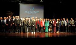 Denizli Anahtar Parti üyeleri düzenlenen törende bir araya geldi