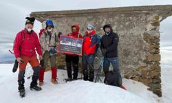 Doğa sporları gönüllüleri Küçük'ü ölüm yıl dönümünde Sandras dağında andı