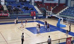 Düzce atletik bölgesel basketbolda çeyrek finale yükseldi