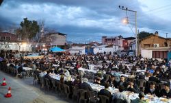 Efeler'de vatandaşlar aynı sofrada buluştu